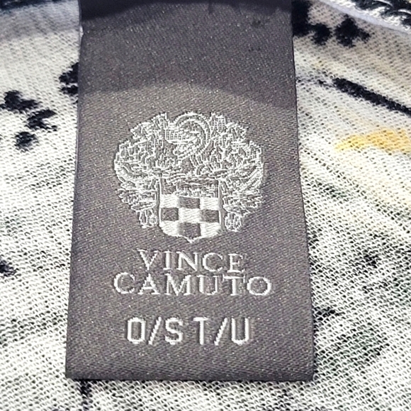 Vince Camuto One Size Tropical Open Front Tassle Kimono - Picture 6 of 6